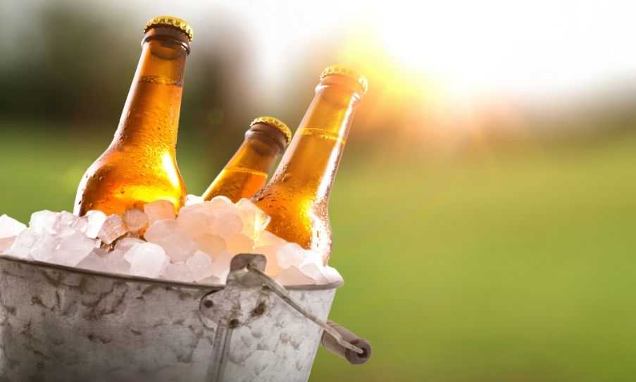 Budweiser Ice Cold emerged the top alcohol spender (at ratecard) on outdoor  advertising in May with a spend of €463.098, according to figures from the  PML Group. - Shelflife Magazine